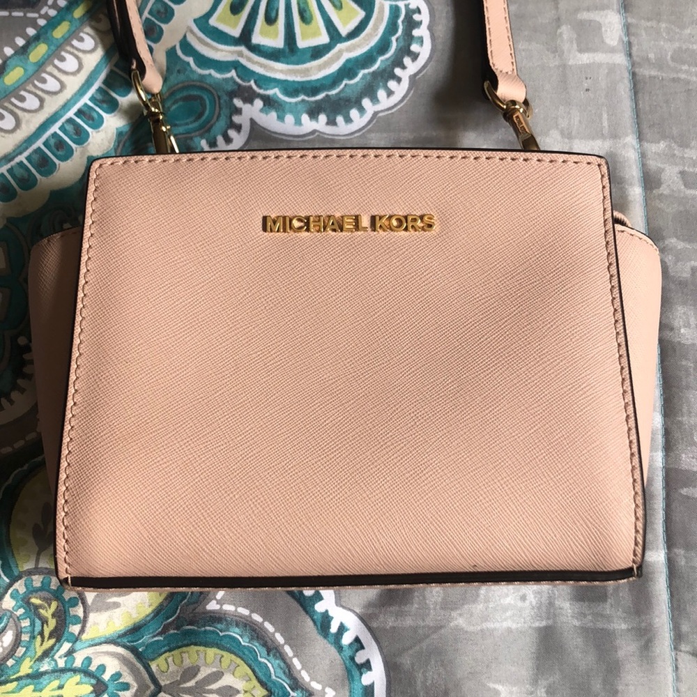 Michael Kors crossbody